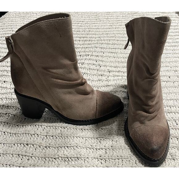 Sbicca Vintage Collection Millie Booties Ankle Boots Suede Leather Womens 8 Tan - Picture 1 of 13
